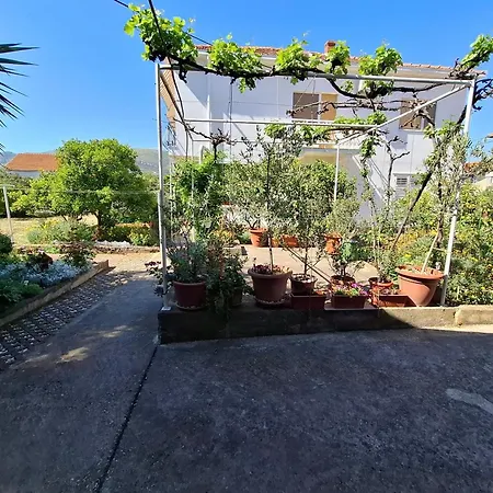 Апартаменты By The Sea - 24405